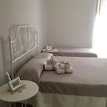 Couette-café Piazza Viola 3*