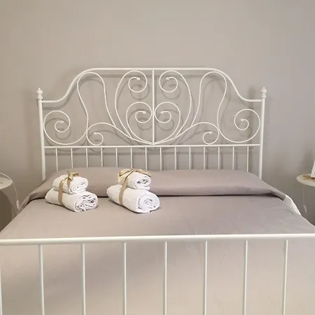 Piazza Viola Bed and Breakfast